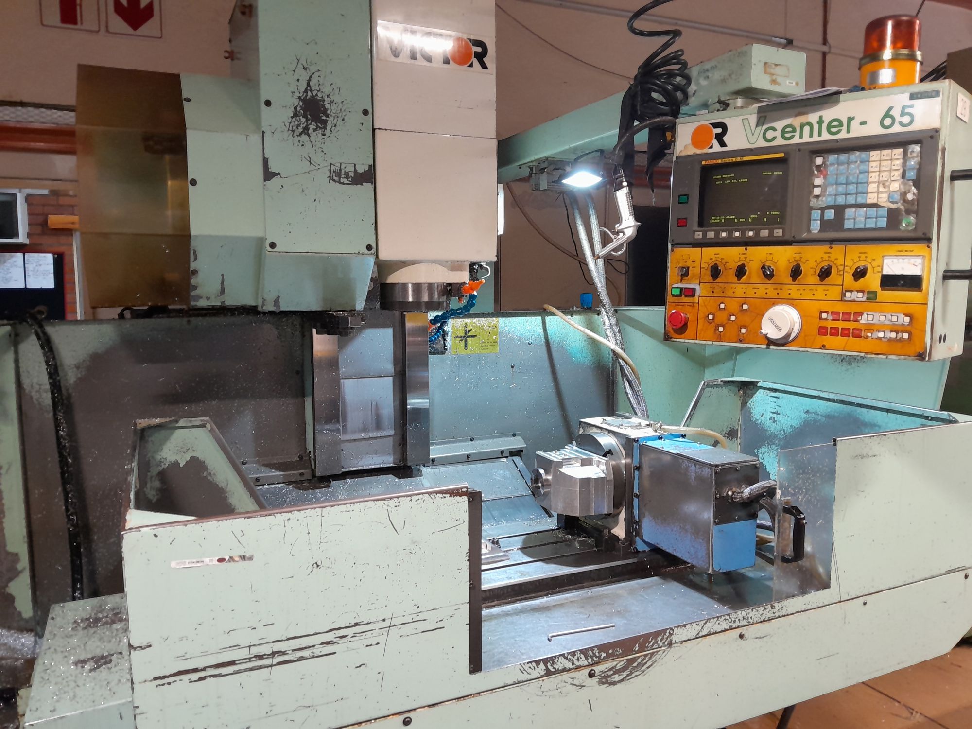 Victor V-center 65 CNC milling machine for sale R300 000 – MACHINE ...